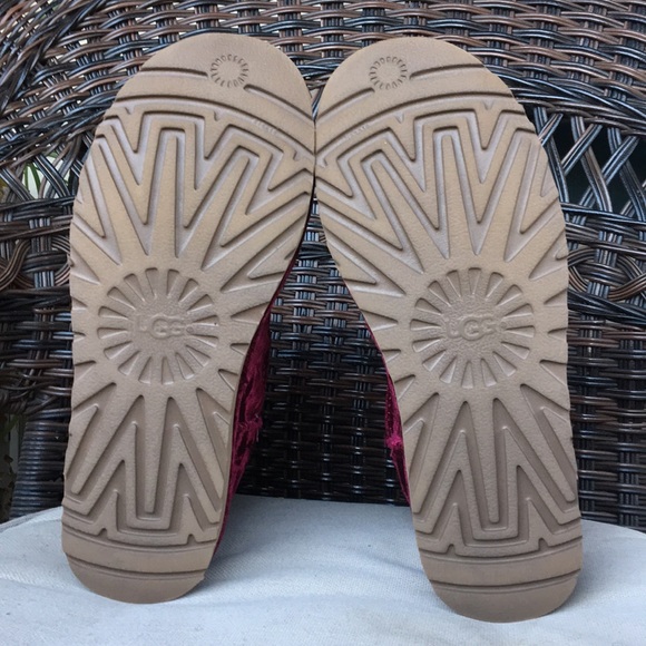 Crushed Fig Velvet Uggs 10 - Picture 7 of 8